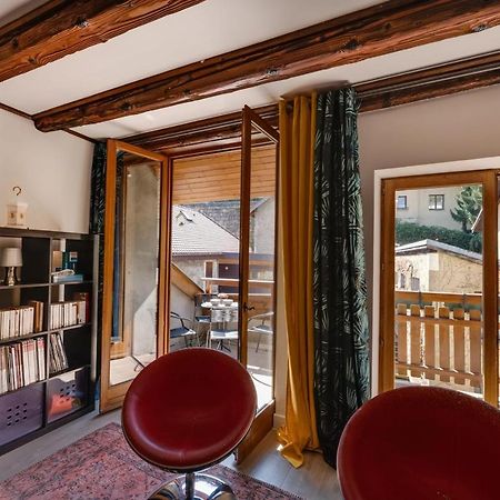 Le Balcon du Château - Appartement 75m2 en plein cœur de la Vielle Ville Annecy Extérieur photo
