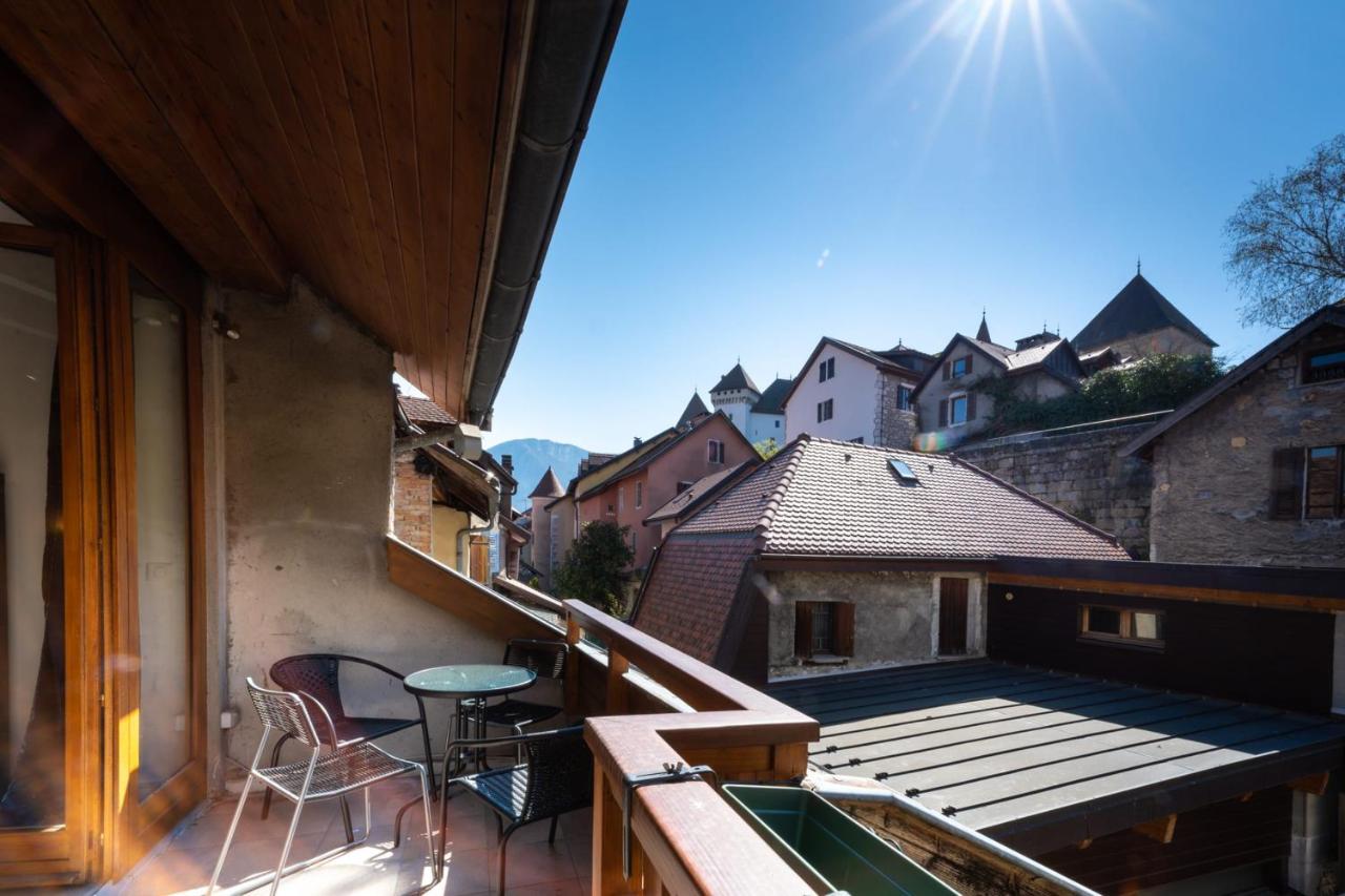 Le Balcon du Château - Appartement 75m2 en plein cœur de la Vielle Ville Annecy Extérieur photo