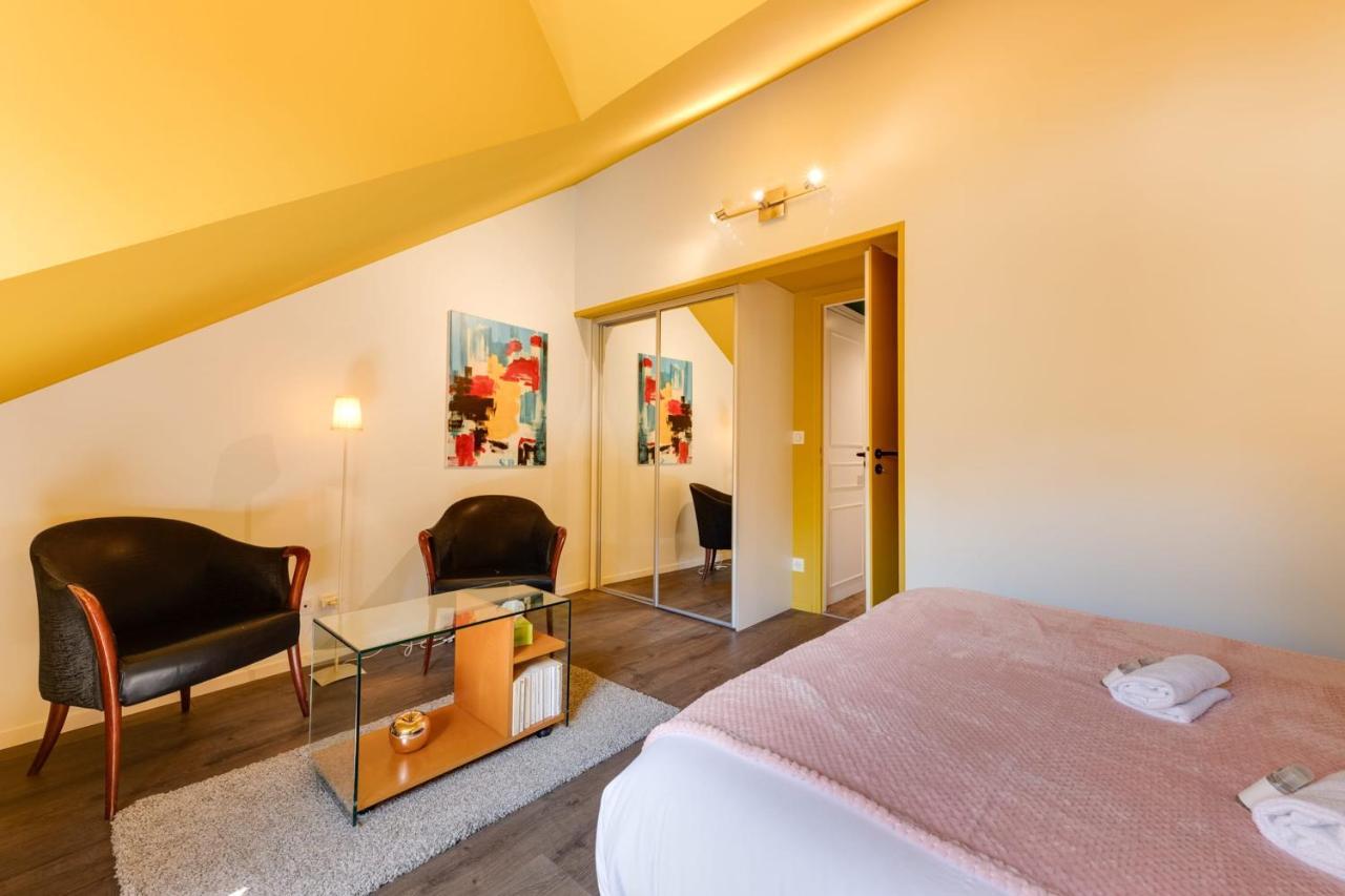 Le Balcon du Château - Appartement 75m2 en plein cœur de la Vielle Ville Annecy Extérieur photo