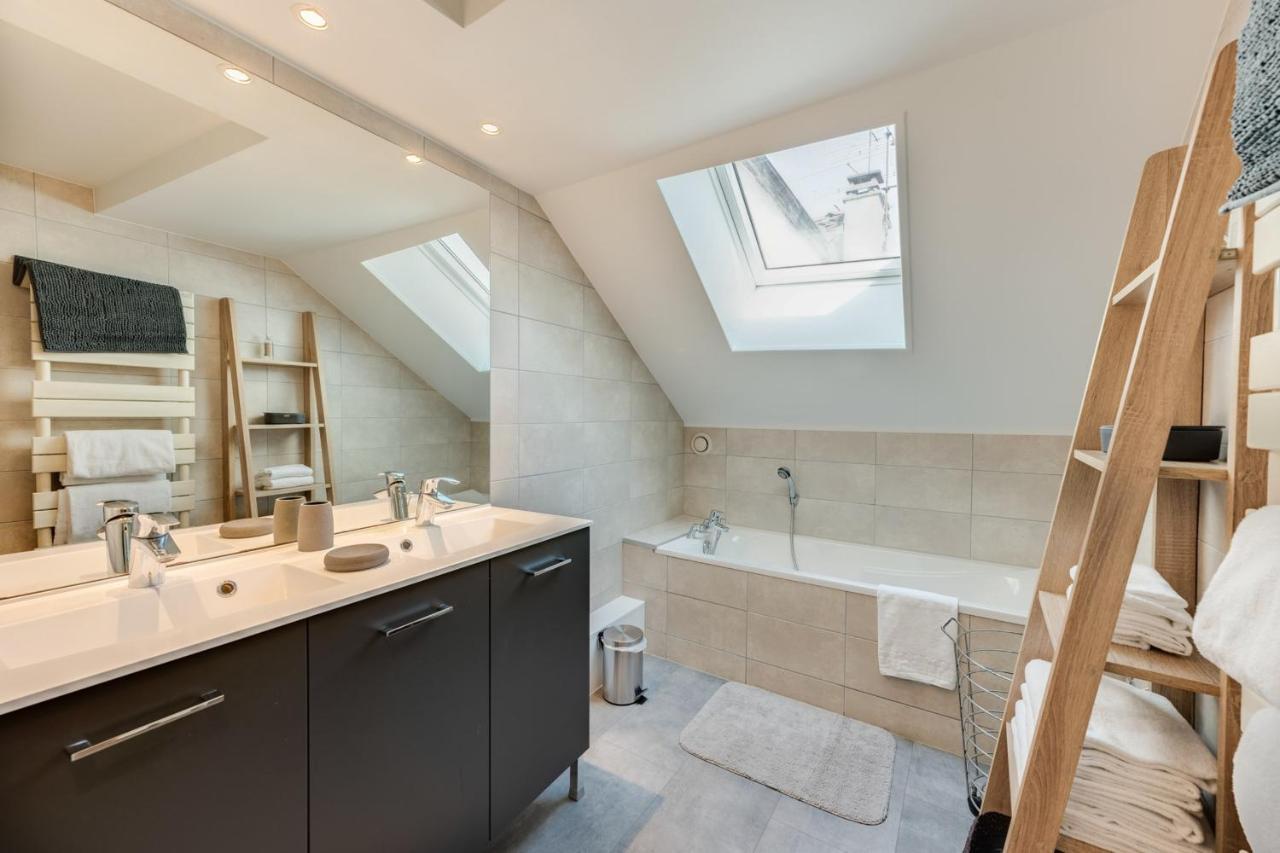 Le Balcon du Château - Appartement 75m2 en plein cœur de la Vielle Ville Annecy Extérieur photo